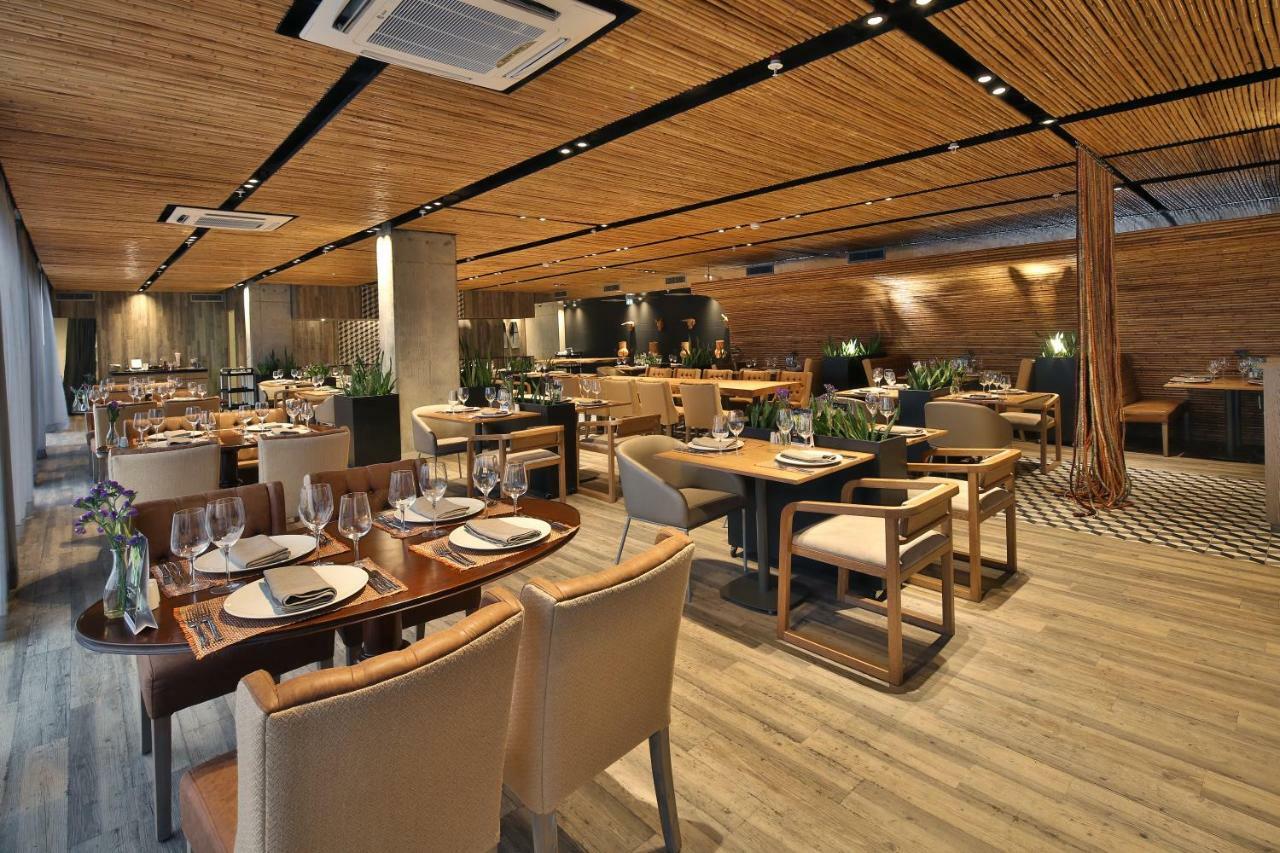 Hotel Movich Buro 51 Barranquilla  Exteriér fotografie Restaurant in the hotel